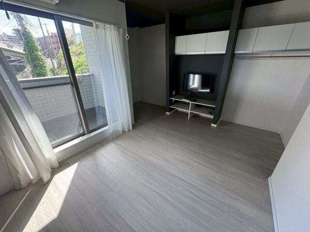 エヌエムサンカンテキャトフE棟の物件内観写真