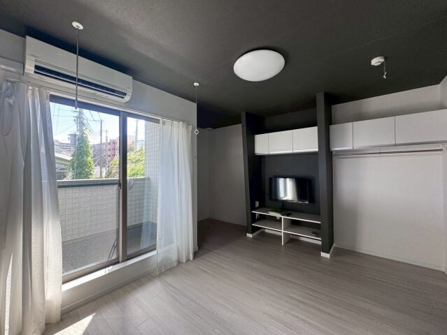 エヌエムサンカンテキャトフE棟の物件内観写真