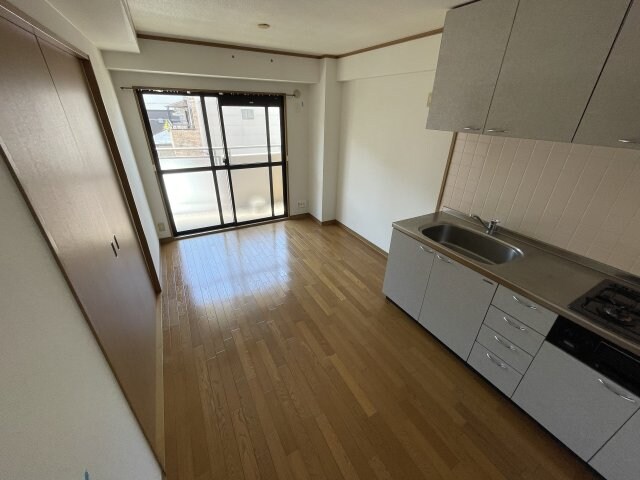 ラシュレ・ウエスト六甲の物件内観写真