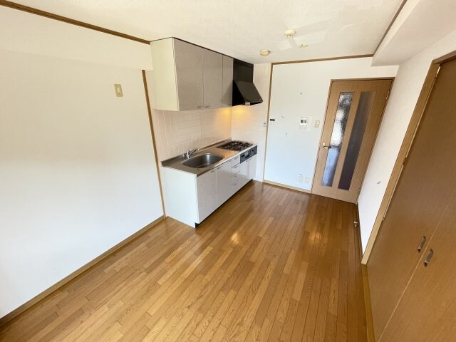 ラシュレ・ウエスト六甲の物件内観写真