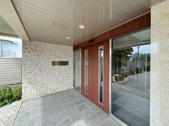 メゾンドバレーの物件外観写真