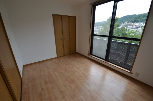 中山手ガーデンパレスC棟の物件内観写真