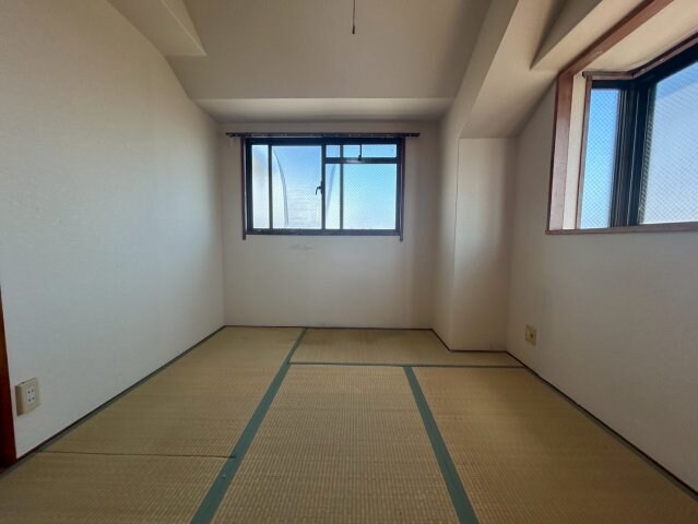 ハピネス東須磨の物件内観写真