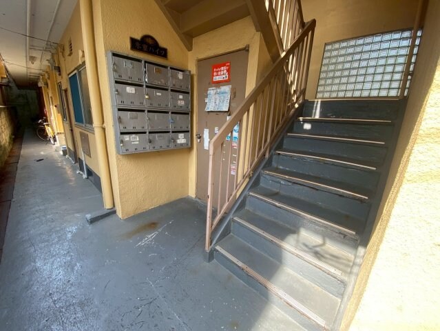 氷室ハイツの物件外観写真