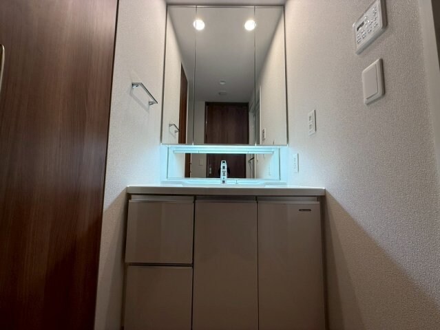 ワコーレ神戸三宮トラッドタワーの物件内観写真