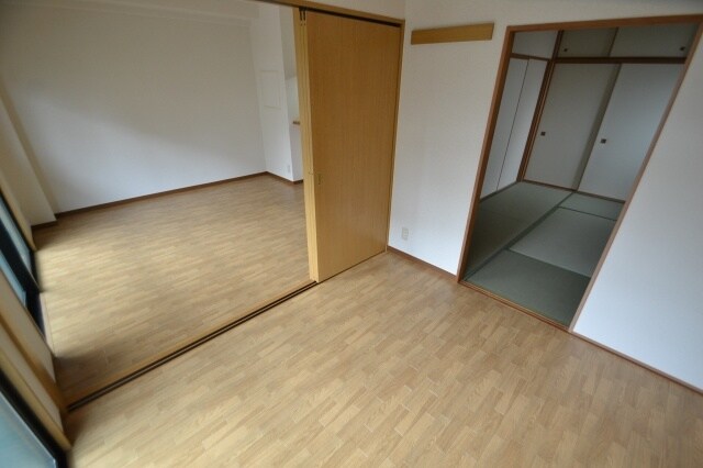 フロレセール南六甲の物件内観写真