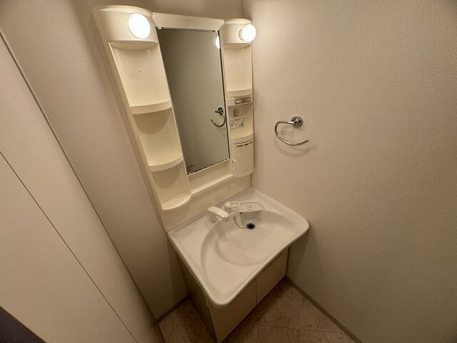 CITYSPIRE神戸元町1の物件内観写真