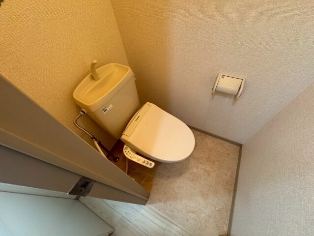 ハイネス岡本の物件内観写真