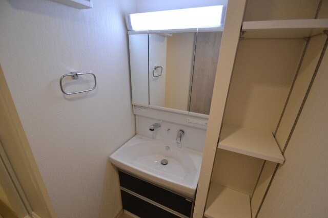 ファルマシアントアロードの物件内観写真