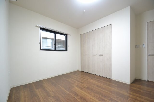 ファルマシアントアロードの物件内観写真