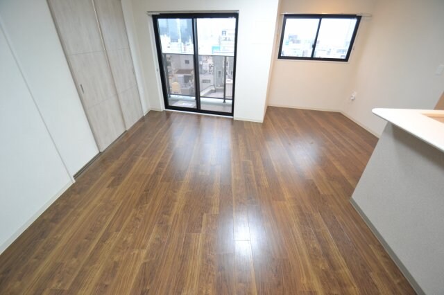 ファルマシアントアロードの物件内観写真