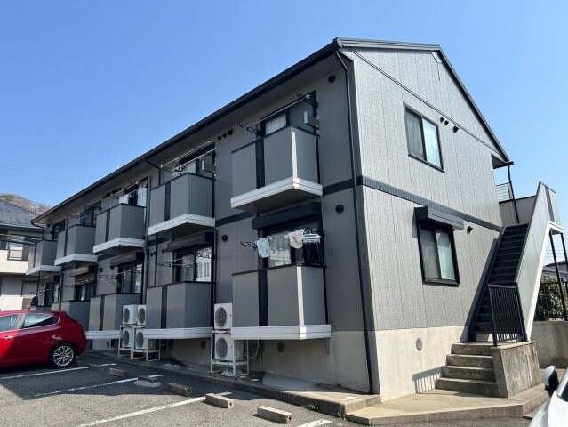 ハイネス岡本の物件外観写真