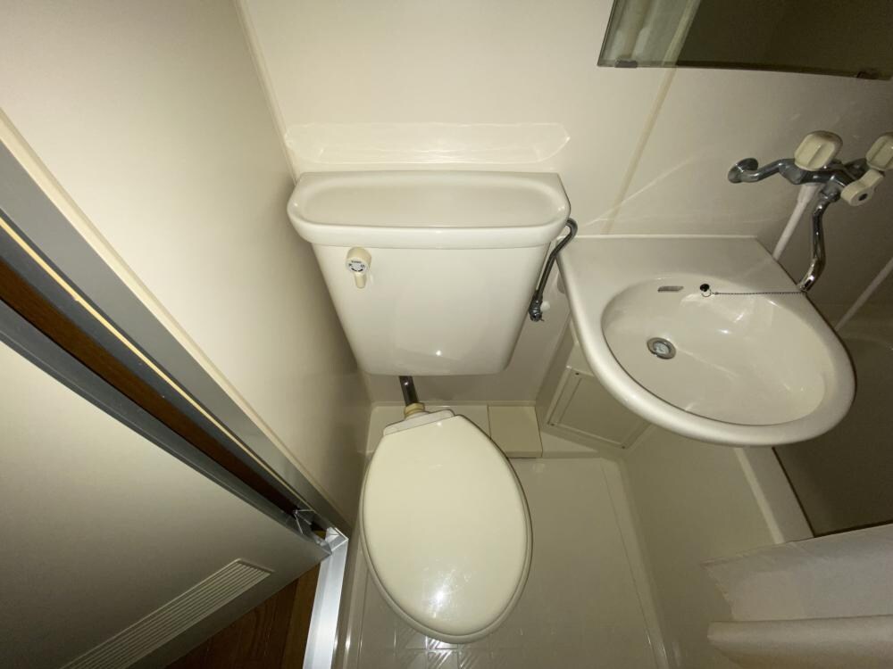 ジュネス神戸の物件内観写真