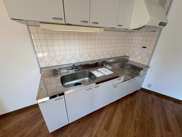 サンリッジ湊川の物件内観写真