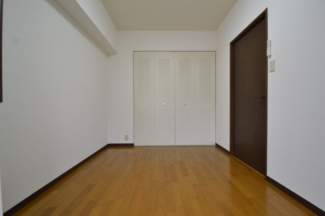 プレザン新神戸の物件内観写真