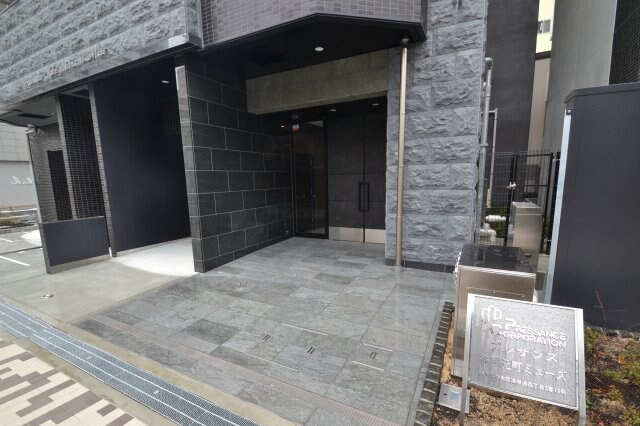 プレサンス神戸元町ミューズの物件外観写真