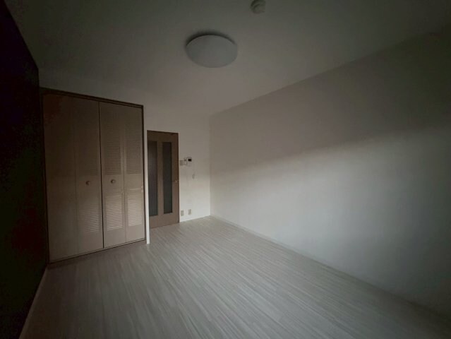 シャトラン弓木三番館の物件内観写真