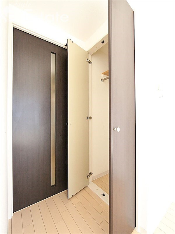 フローライト徳川の物件内観写真