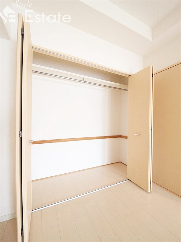 エルザセンティア筒井の物件内観写真