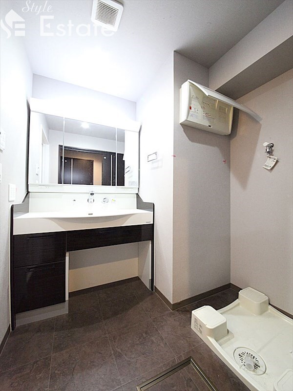 グランルクレ新栄イーストの物件内観写真