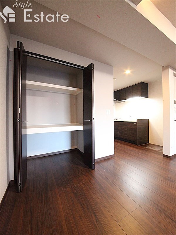 グランルクレ新栄イーストの物件内観写真