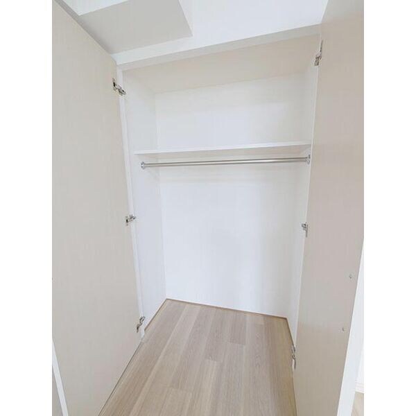 セントレイクセレブ代官町の物件内観写真