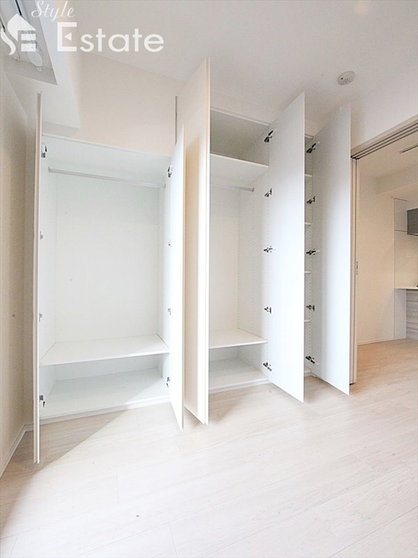 ザ・パークハビオ新栄の物件内観写真