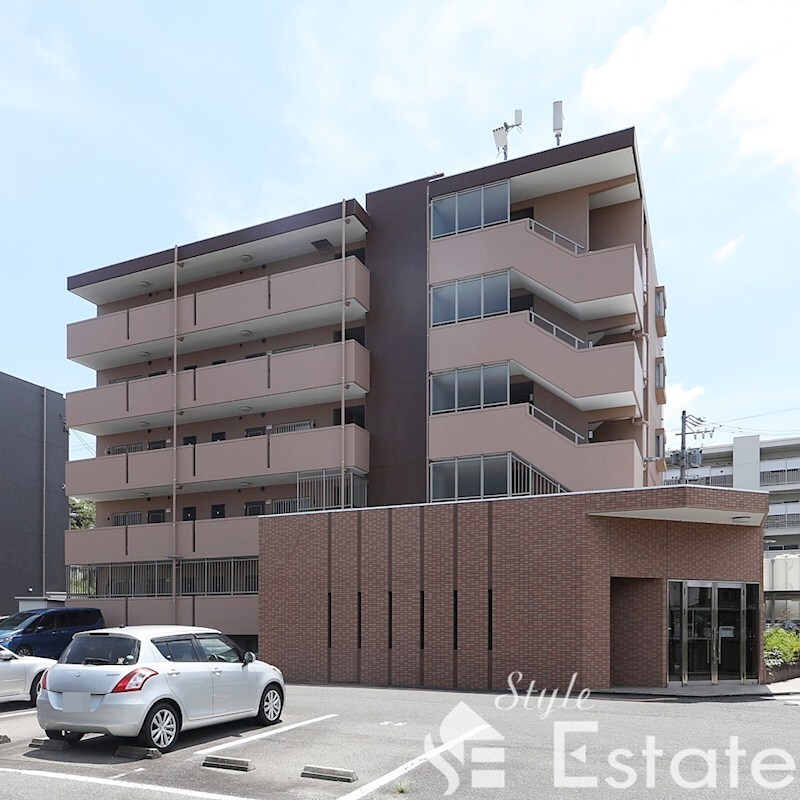 ドルチェ茶屋ヶ坂の物件外観写真