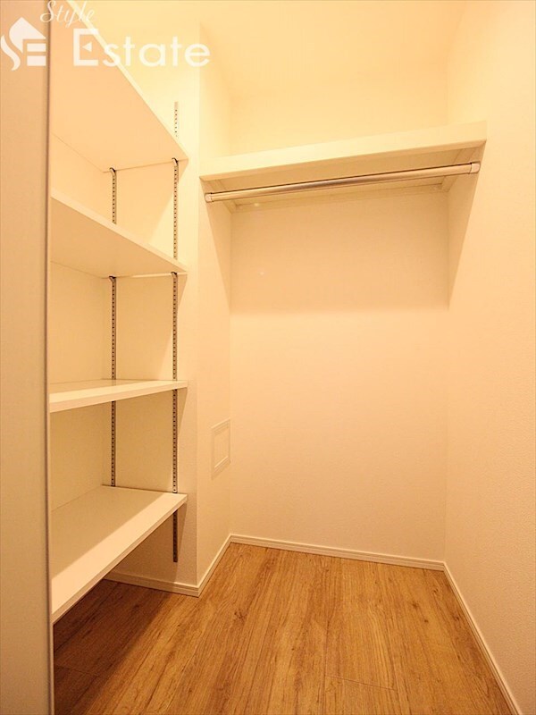 ウルフィエスタ桜山の物件内観写真