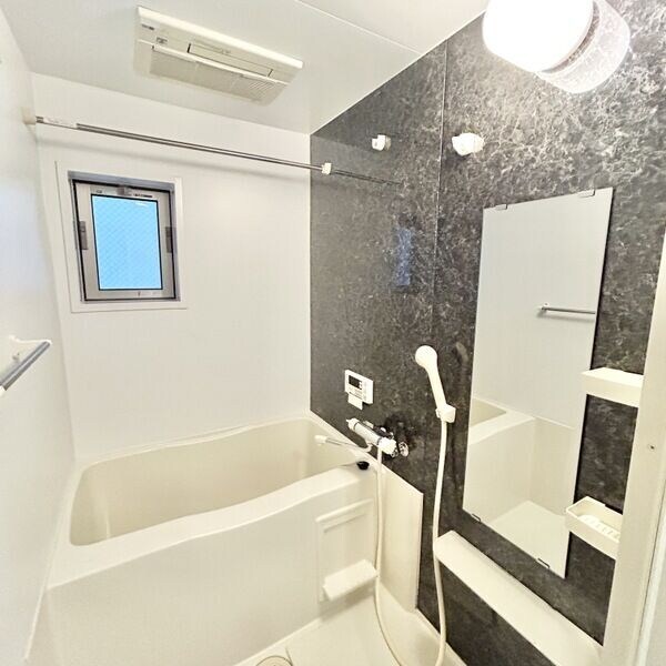 ピアチェーレ新栄の物件内観写真