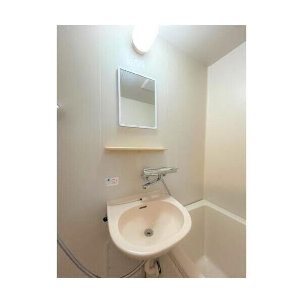 グランドール佐久間の物件内観写真