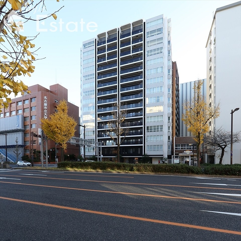 プレミアムコート葵の物件外観写真