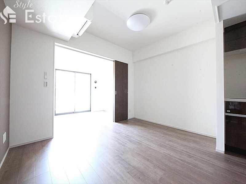 ザ・シンフォニア新栄の物件内観写真