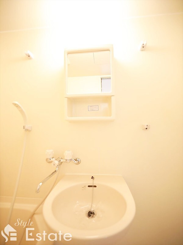 現代ハウス新栄の物件内観写真