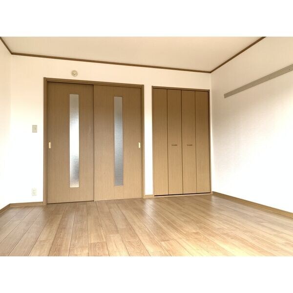 プラムヒルズの物件内観写真