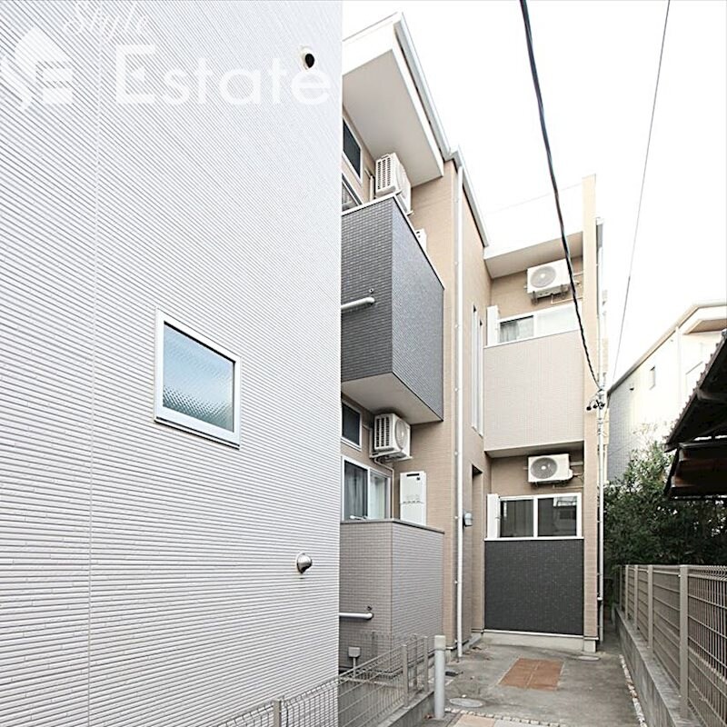 ネオメゾナ津賀田の物件外観写真