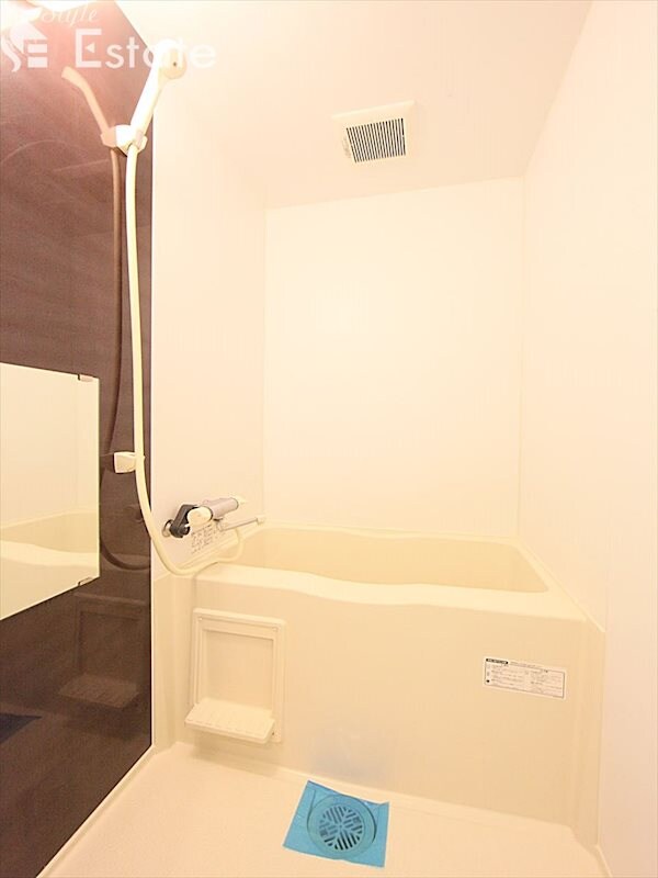 ネオメゾナ津賀田の物件内観写真