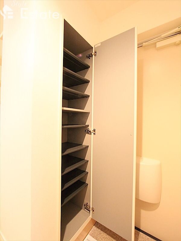 ネオメゾナ津賀田の物件内観写真