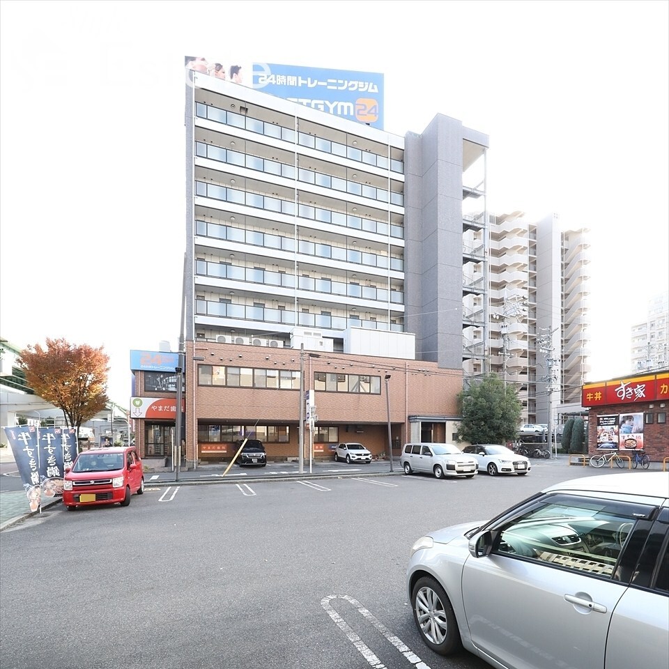 サンマール牛巻の物件外観写真