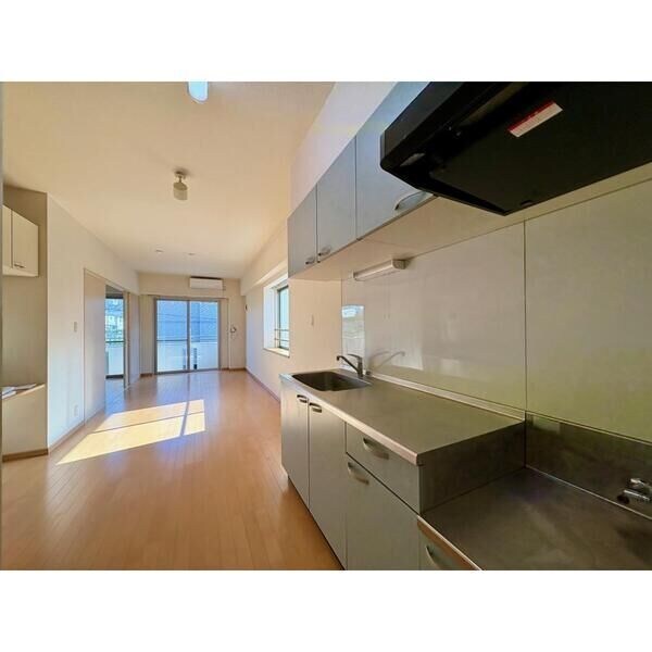 洲山サンヒルズの物件内観写真