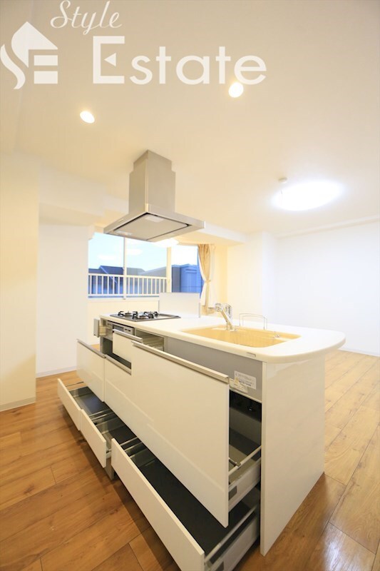 フローレスタナベの物件内観写真