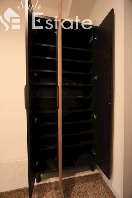 フローレスタナベの物件内観写真