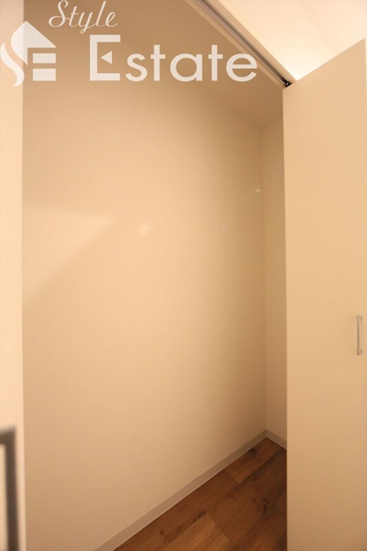 フローレスタナベの物件内観写真