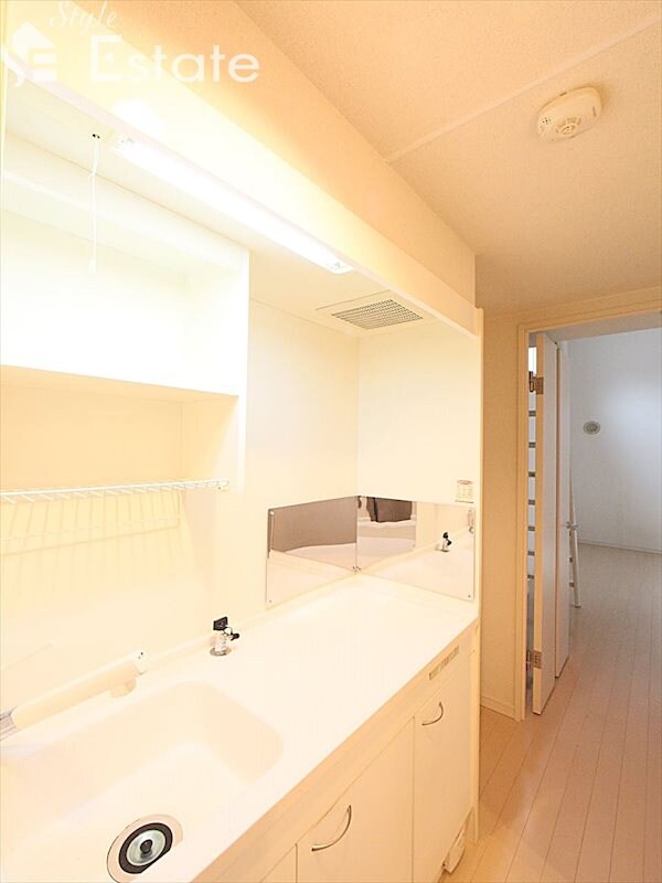 プランタン白金の物件内観写真