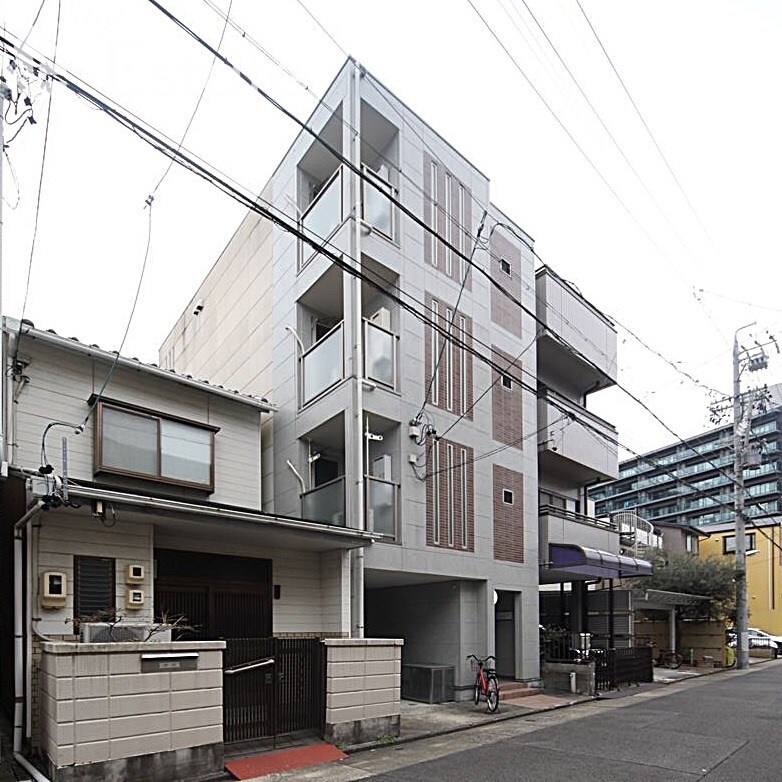 コンフォート泉の物件外観写真