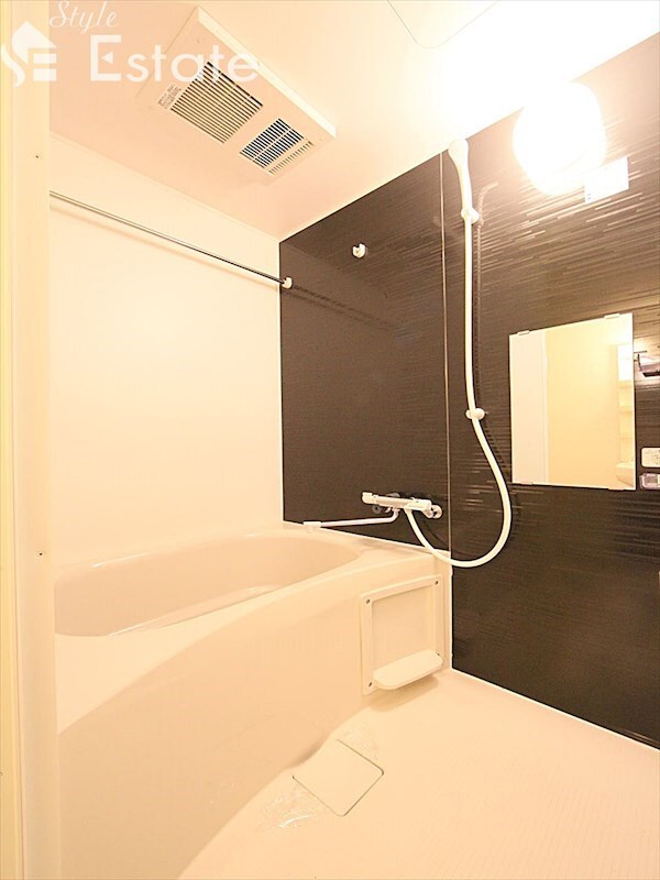 Casa Avenue Tsurumaiの物件内観写真