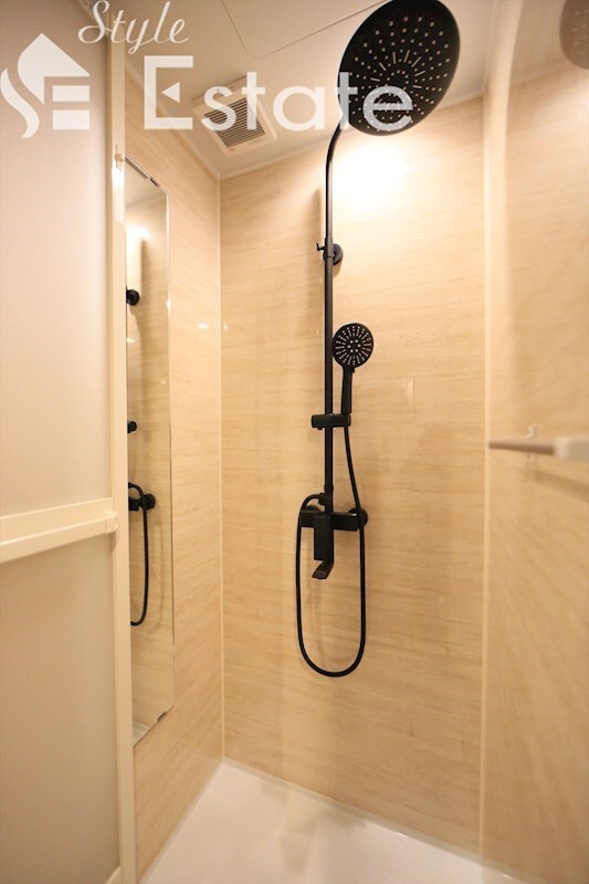 フローレスタナベの物件内観写真