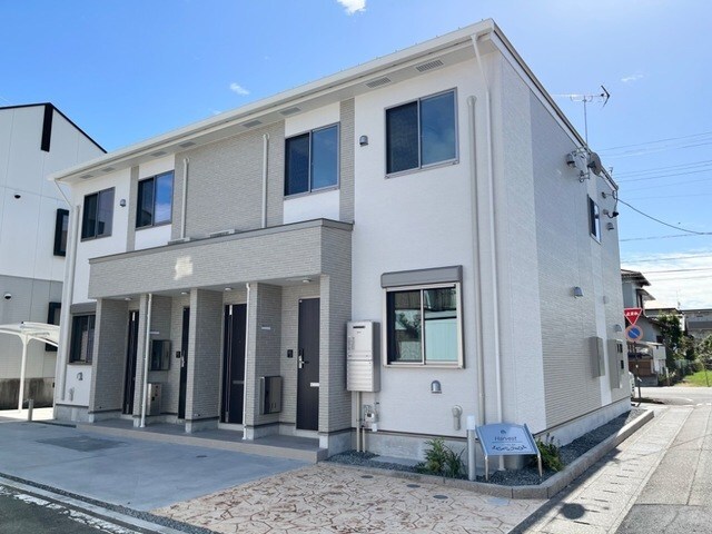 エミフル妙音の物件外観写真