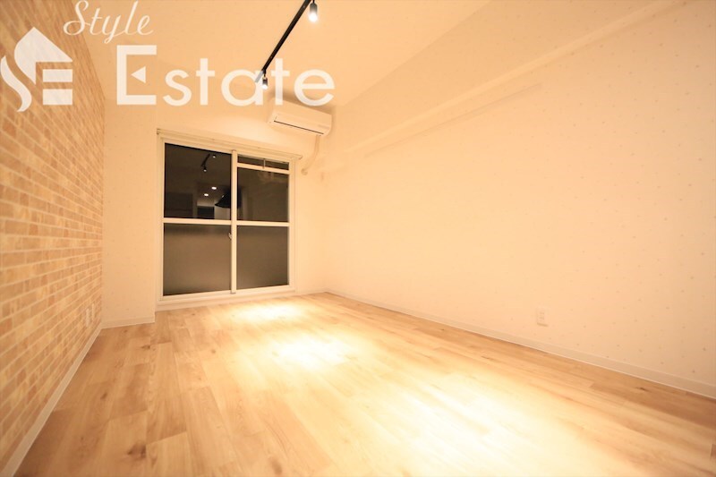 フローレスタナベの物件内観写真