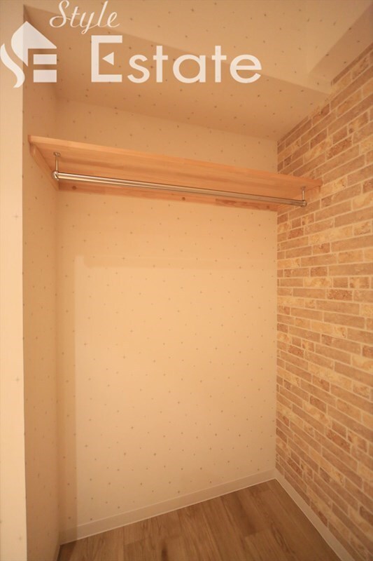 フローレスタナベの物件内観写真